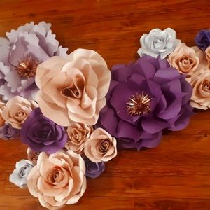 Beyounik's beautiful paper flower wall set